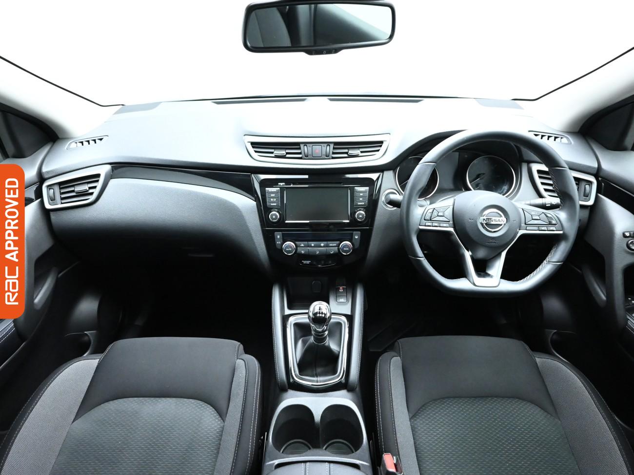 Used Nissan Qashqai 2020 for sale - 76357607: Photo 2