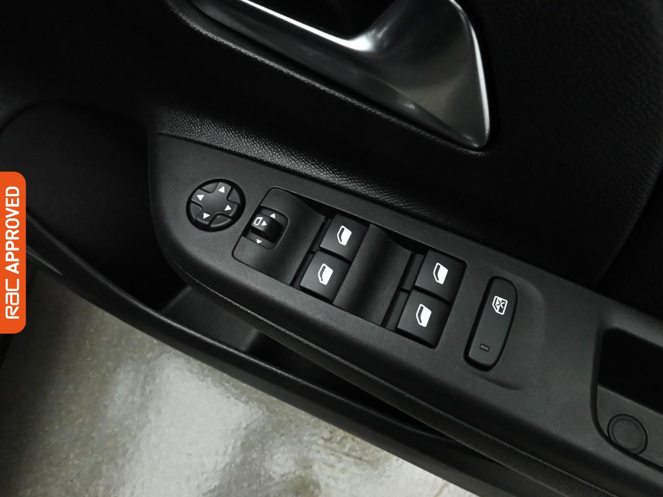 Used Vauxhall Corsa 2021 for sale - 77236102: Photo 28