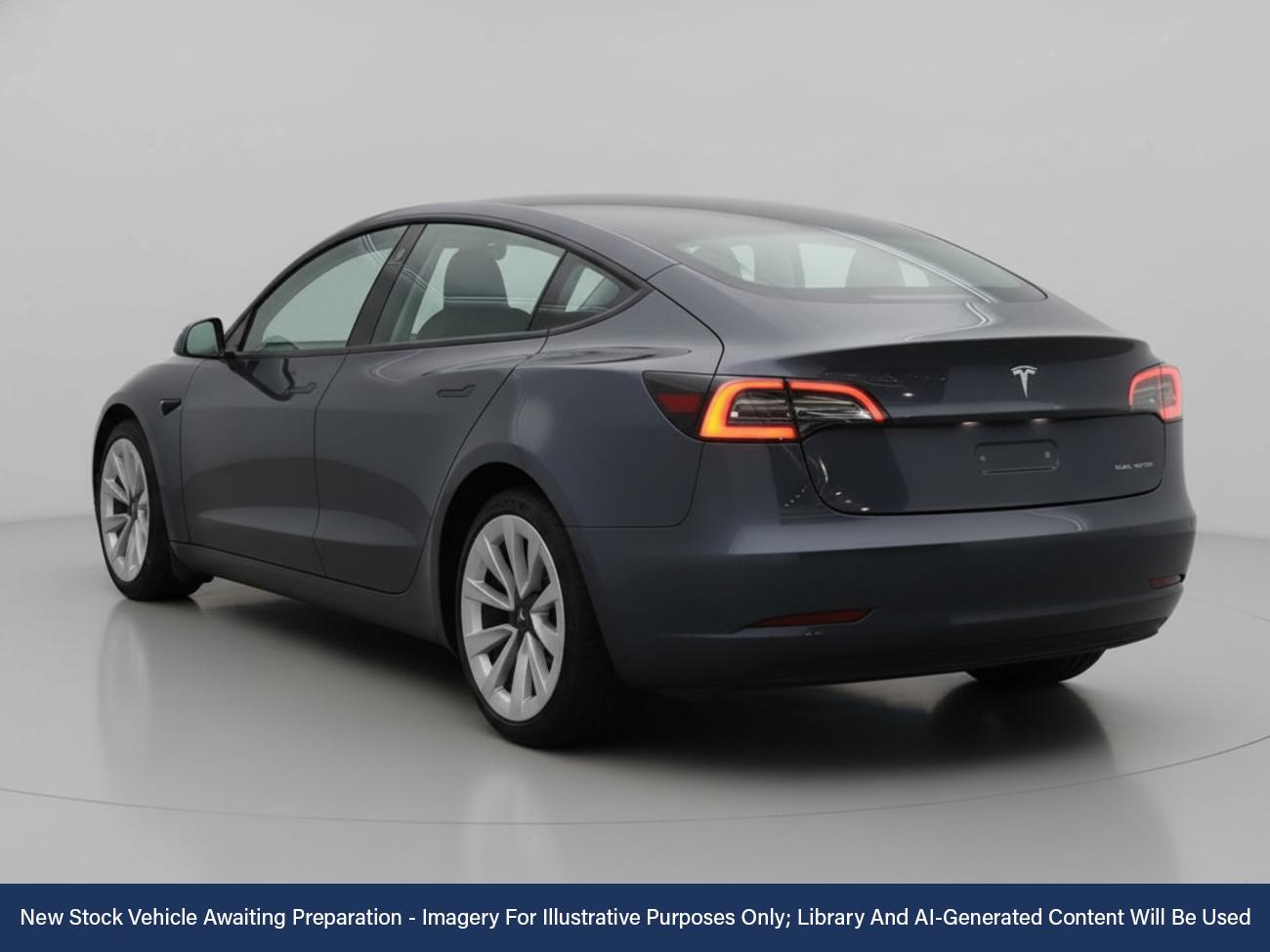 Used Tesla Model 3 2021 for sale - 76663272: Photo 2