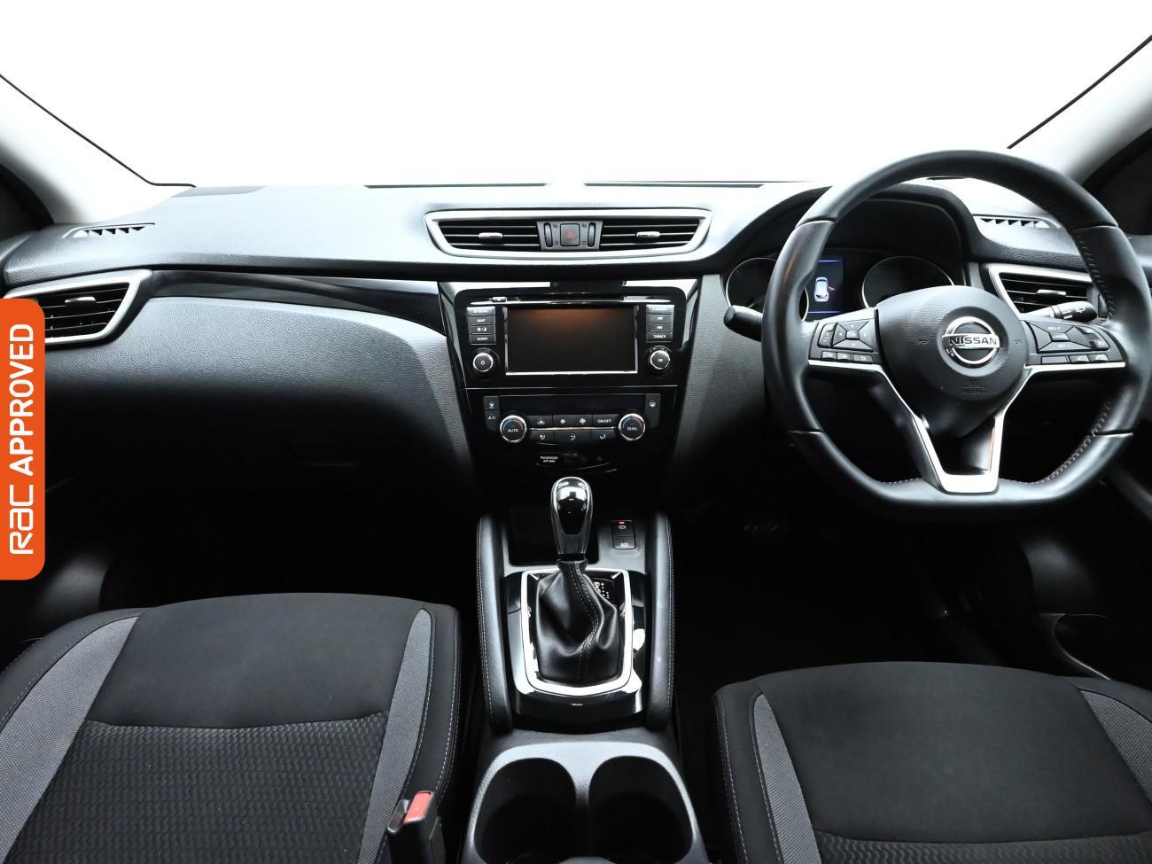 Used Nissan Qashqai 2020 for sale - 76495320: Photo 2