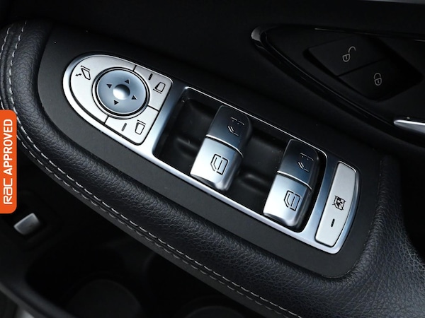 Used Mercedes-Benz GLC 2018 for sale - 76298733: Photo 25
