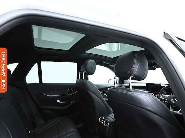 Used Mercedes-Benz GLC 2018 for sale - 76298733: Photo 3