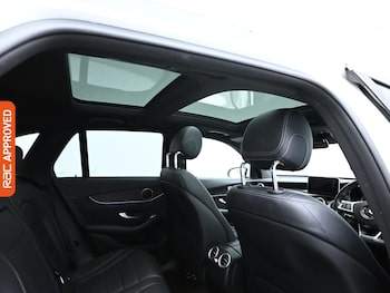 Used Mercedes-Benz GLC 2018 for sale - 76298733: Photo 3