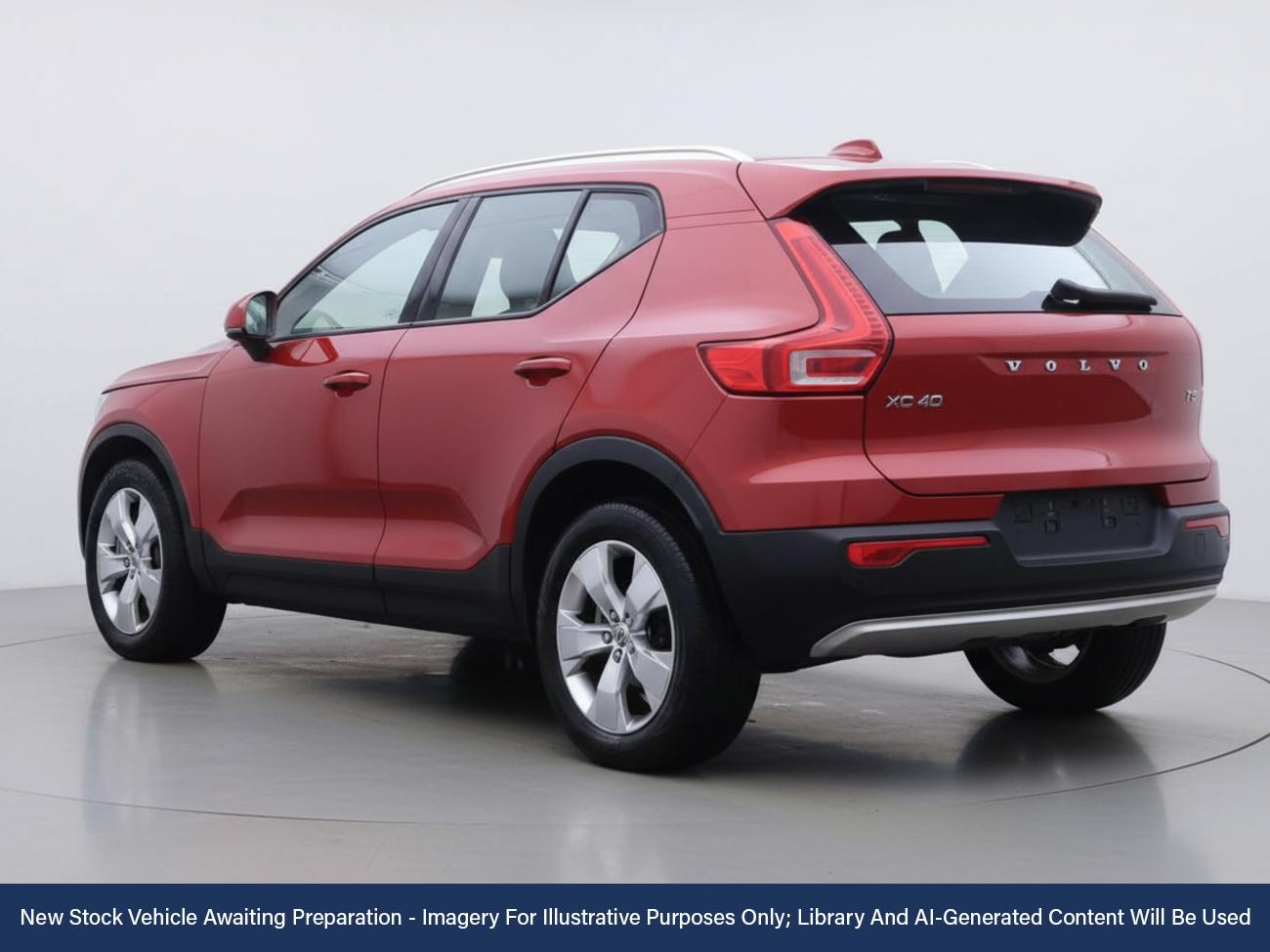 Used Volvo XC40 2021 for sale - 76581716: Photo 2