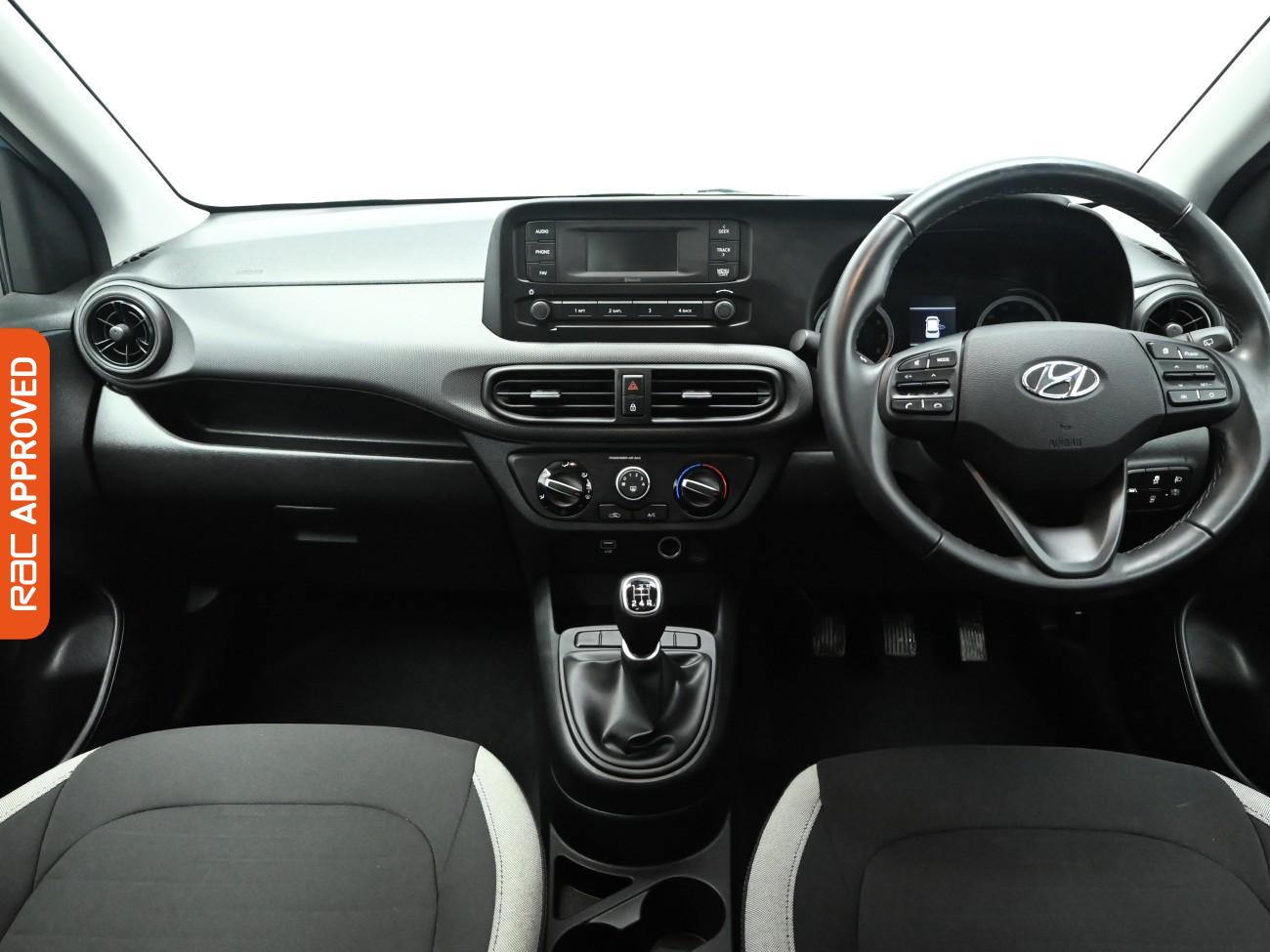 Used Hyundai i10 2023 for sale - 77535435: Photo 2