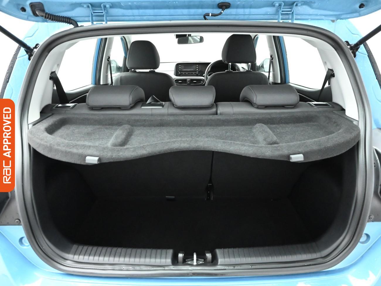 Used Hyundai i10 2023 for sale - 77535435: Photo 25