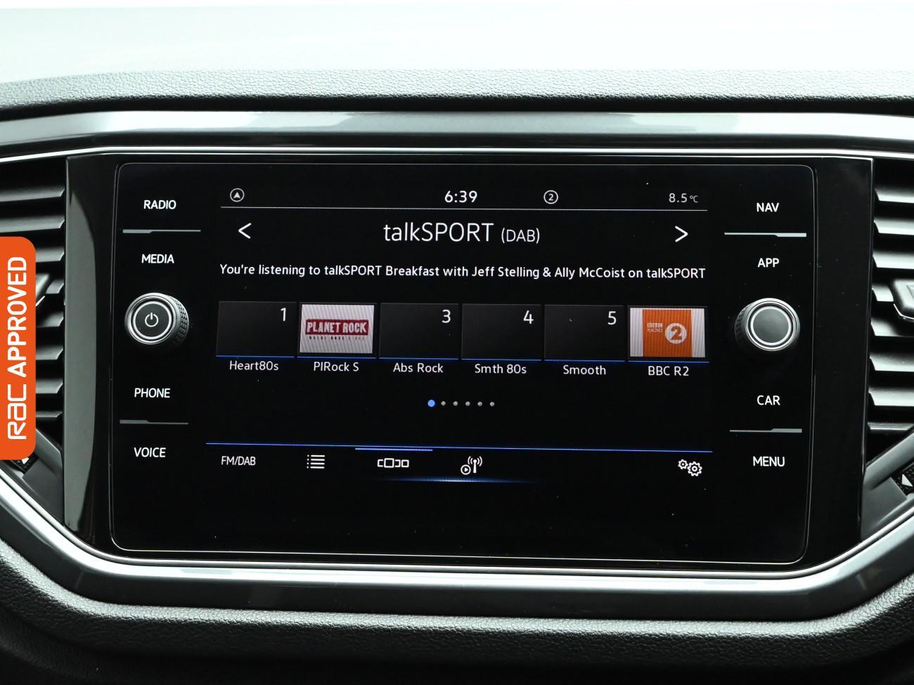 Used Volkswagen T-Roc 2021 for sale - 77147541: Photo 14