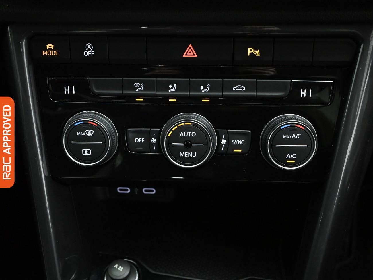 Used Volkswagen T-Roc 2021 for sale - 77147541: Photo 18