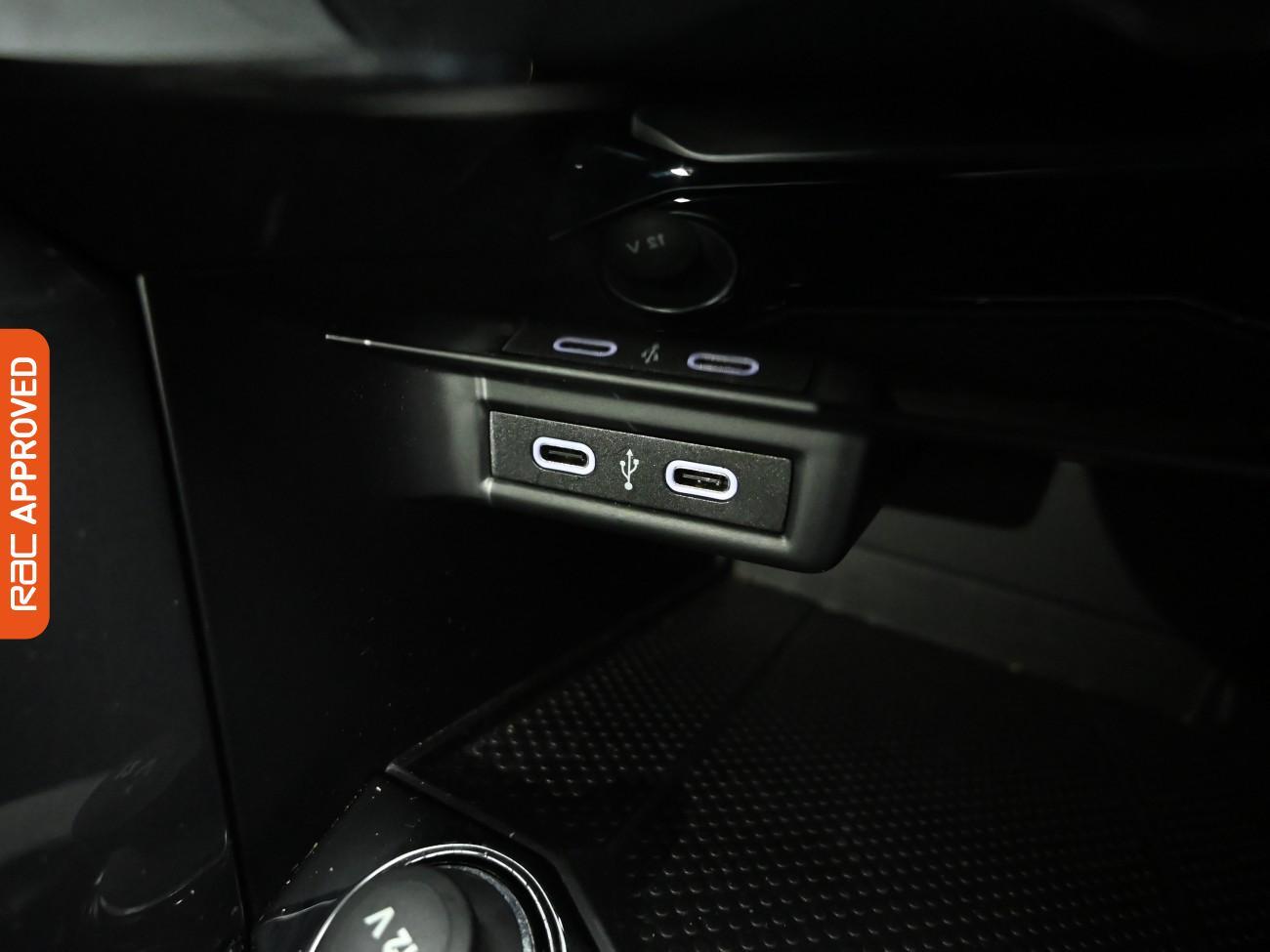 Used Volkswagen T-Roc 2021 for sale - 77147541: Photo 21