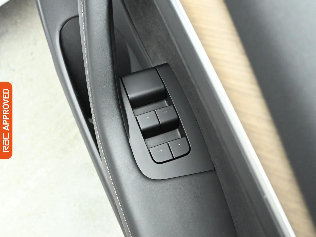 Used Tesla Model 3 2021 for sale - 76429183: Photo 25