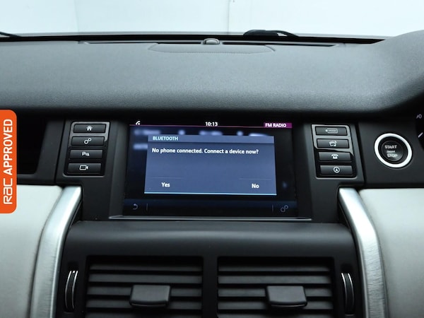 Used Land Rover Discovery Sport 2017 for sale - 76288320: Photo 17