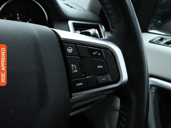 Used Land Rover Discovery Sport 2017 for sale - 76288320: Photo 24