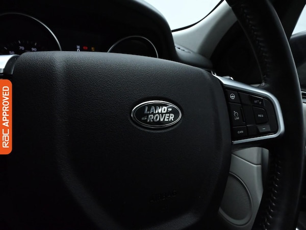 Used Land Rover Discovery Sport 2017 for sale - 76288320: Photo 25