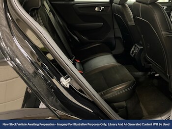 Used Volvo XC40 2021 for sale - 76957978: Photo