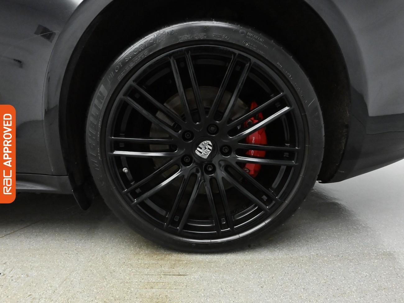 Used Porsche Panamera 2018 for sale - 77951825: Photo 14