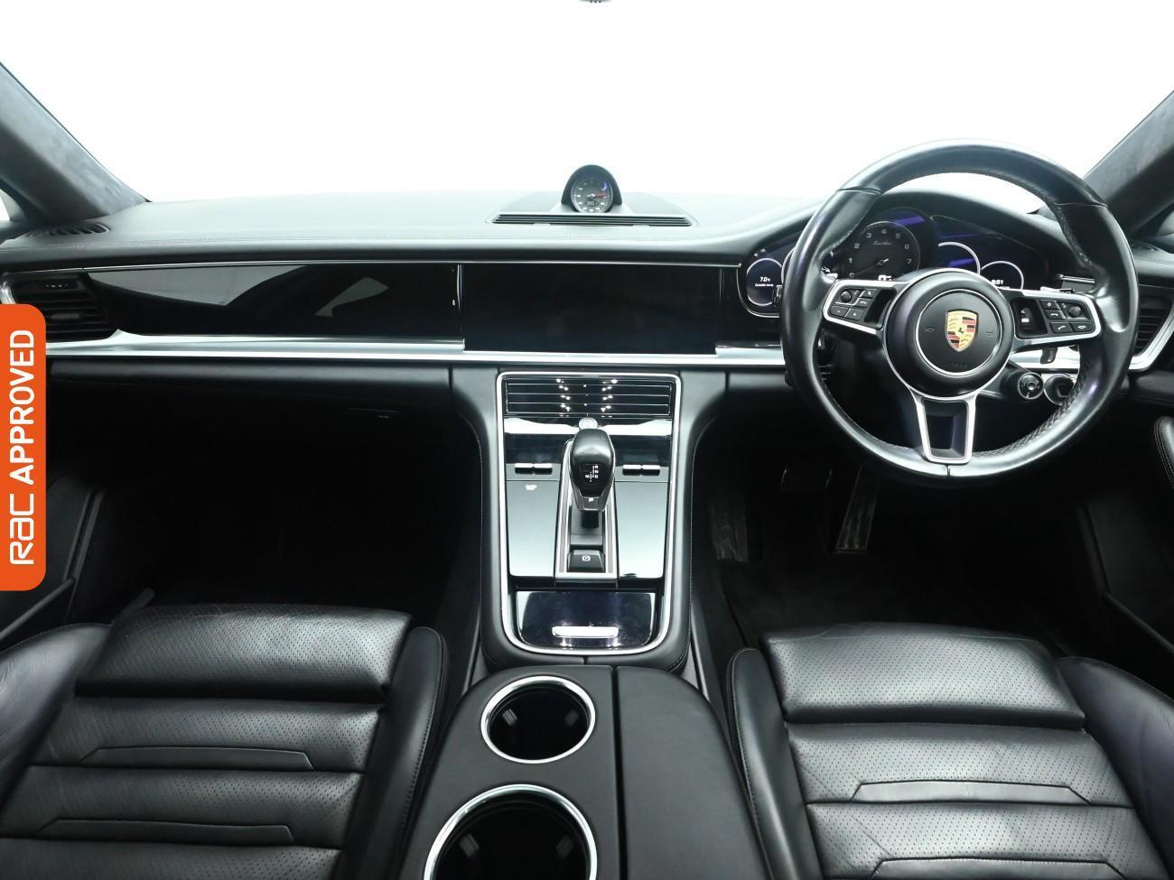 Used Porsche Panamera 2018 for sale - 77951825: Photo 2