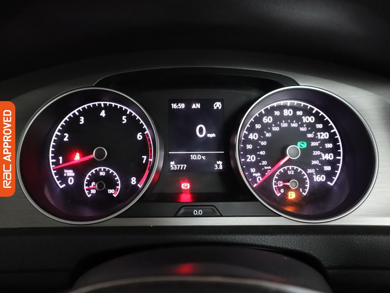 Used Volkswagen Golf 2016 for sale - 77878970: Photo 11