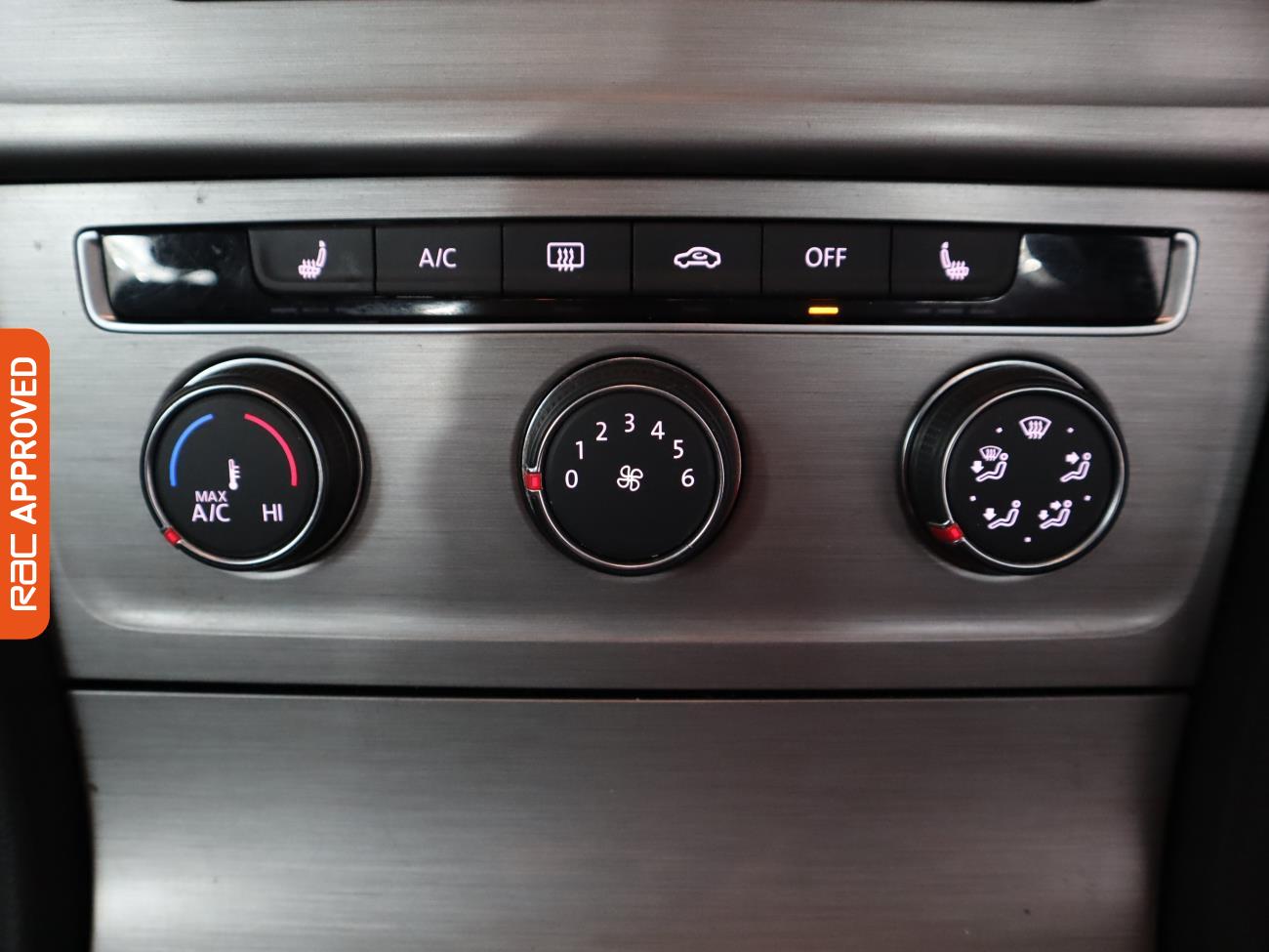 Used Volkswagen Golf 2016 for sale - 77878970: Photo 17