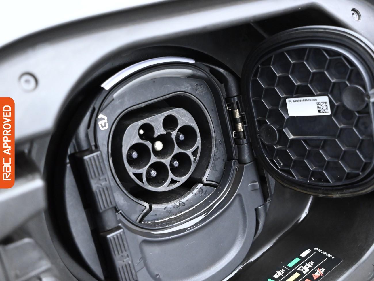 Used Mercedes-Benz EQC 2022 for sale - 76088358: Photo 17