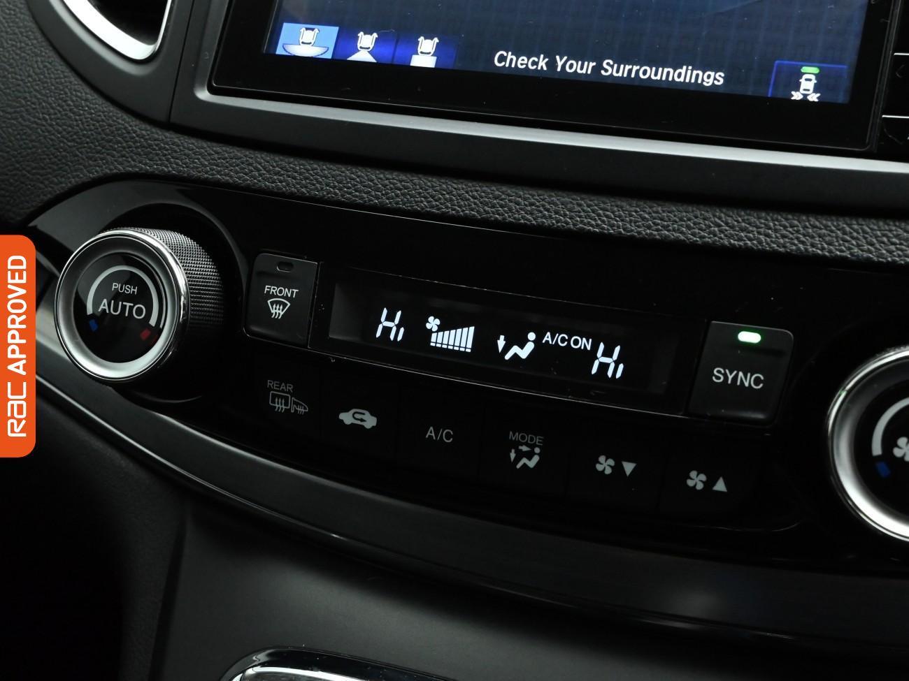 Used Honda CR-V 2016 for sale - 76805234: Photo 17