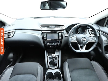 Used Nissan Qashqai 2025 for sale - 76128466: Photo 2