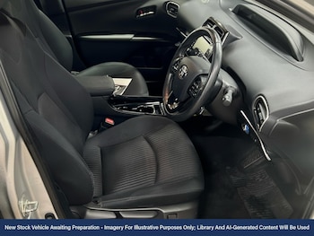 Used Toyota Prius 2022 for sale - 76429178: Photo