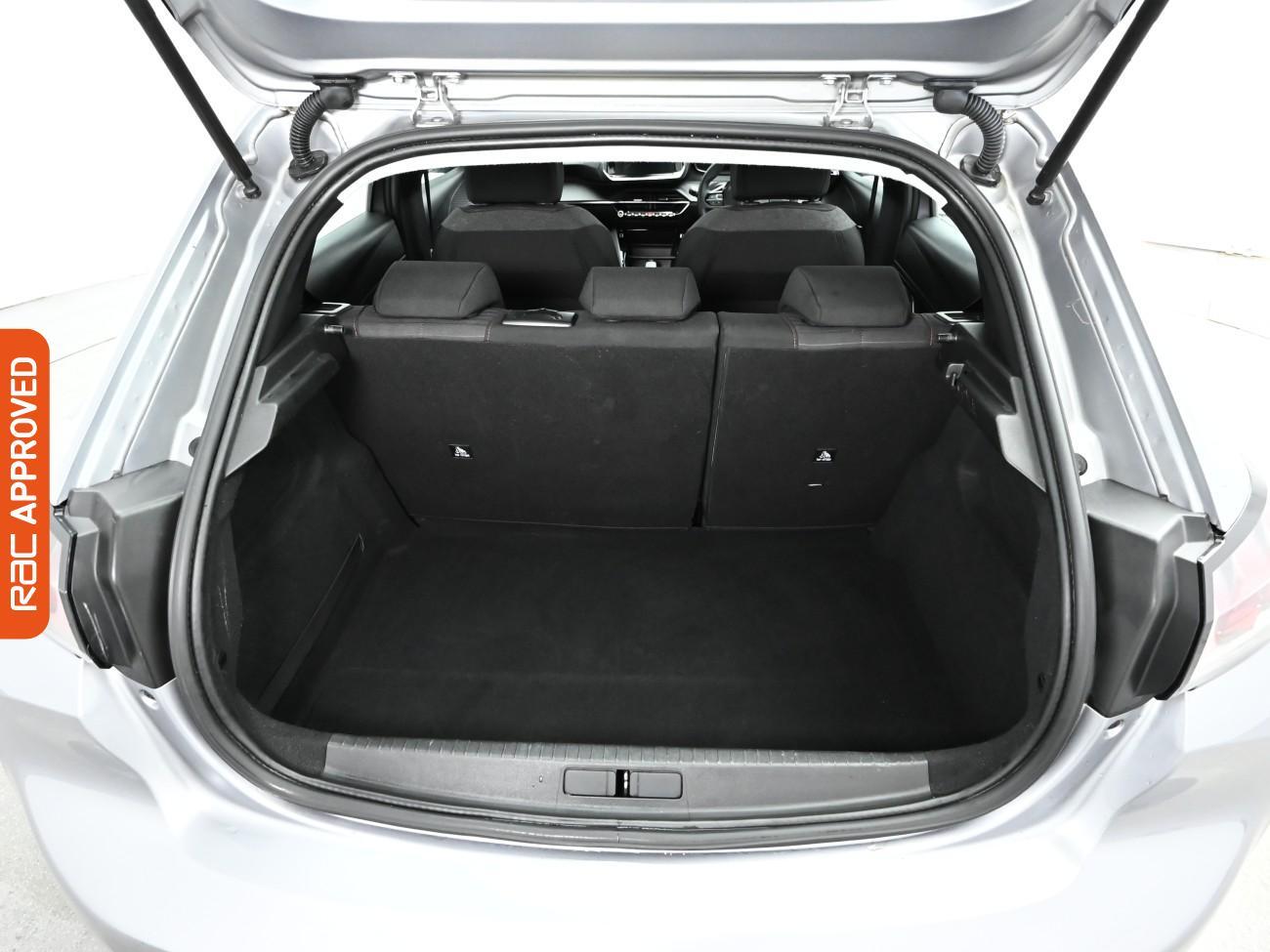 Used Peugeot E-208 2021 for sale - 76798435: Photo 15