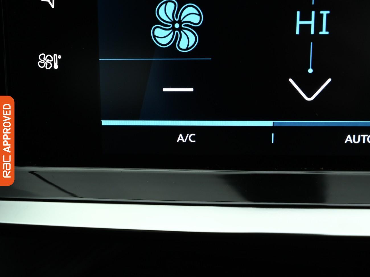 Used Peugeot E-208 2021 for sale - 76798435: Photo 17