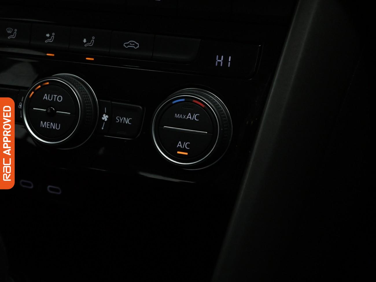 Used Volkswagen T-Roc 2021 for sale - 77187397: Photo 15