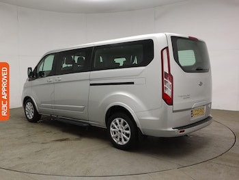 Used Ford Tourneo Custom 2023 for sale - 75823826: Photo