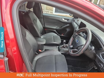 Used Ford Focus 2019 for sale - 76016448: Photo