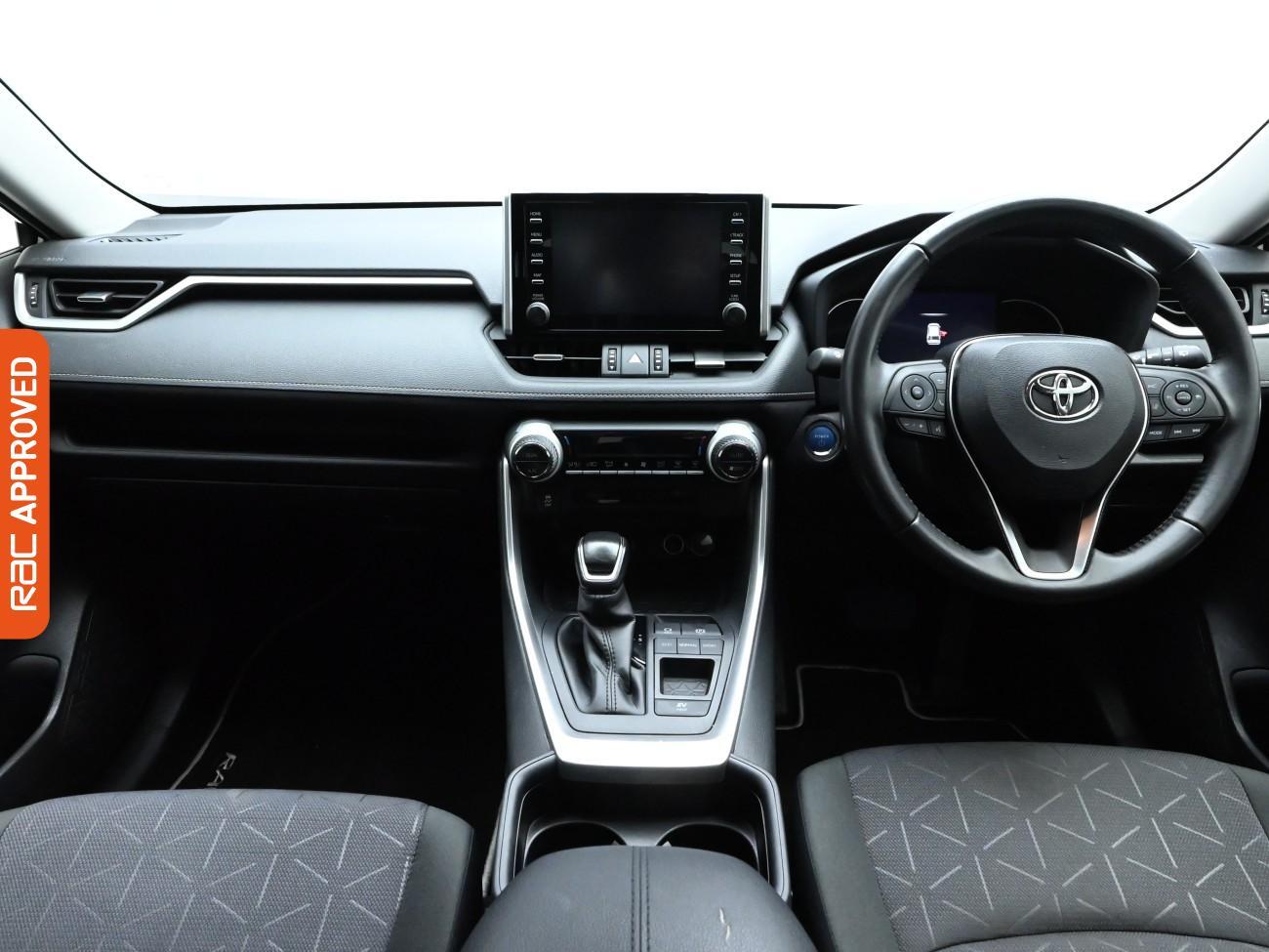 Used Toyota RAV4 2021 for sale - 76553410: Photo 2