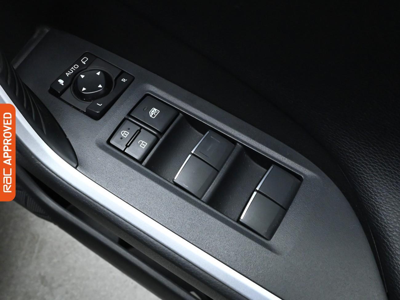 Used Toyota RAV4 2021 for sale - 76553410: Photo 24