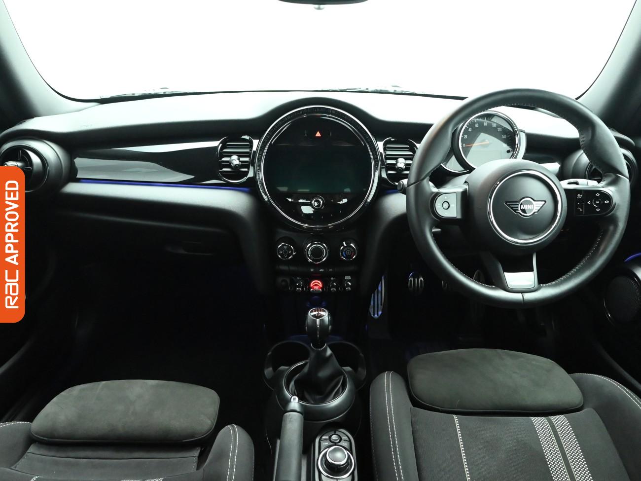 Used MINI Hatch 2021 for sale - 76495406: Photo 2