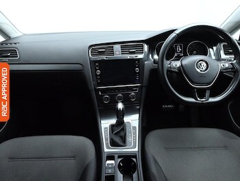 Used Volkswagen Golf 2019 for sale - 75819498: Photo