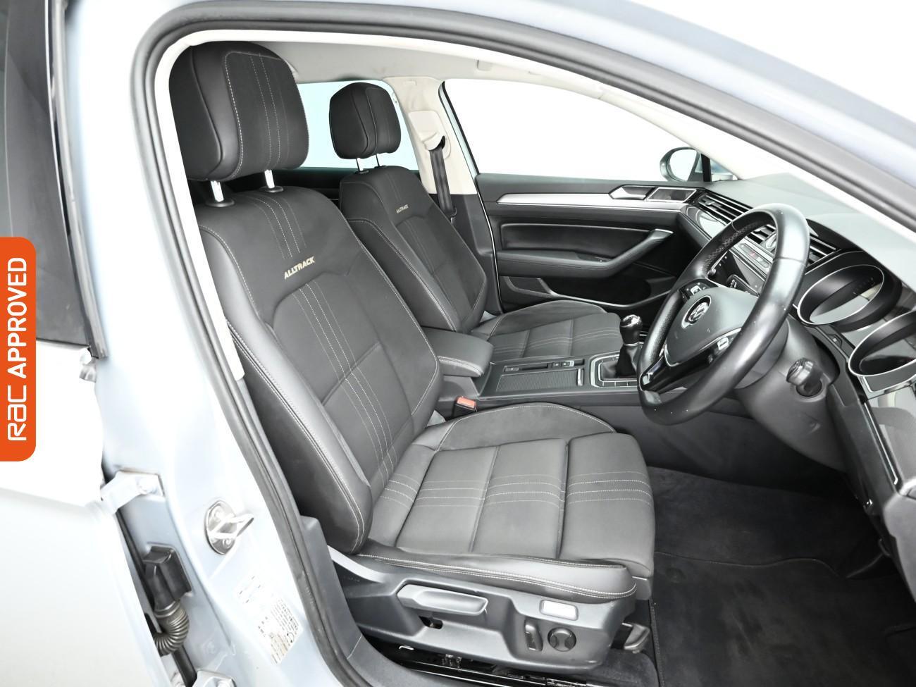 Used Volkswagen Passat 2018 for sale - 76896176: Photo 12