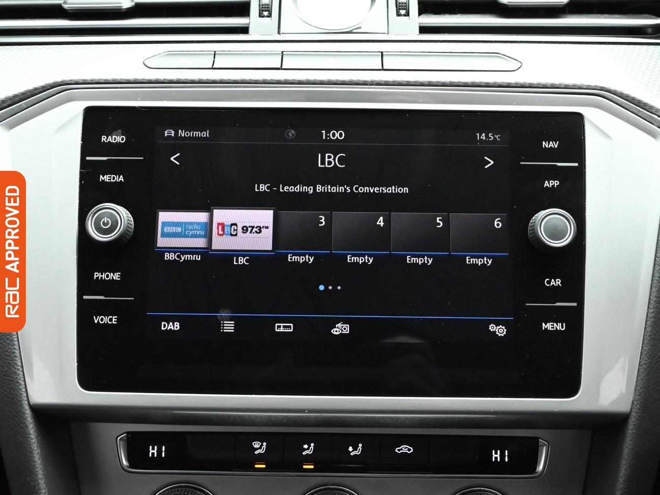 Used Volkswagen Passat 2018 for sale - 76896176: Photo 14