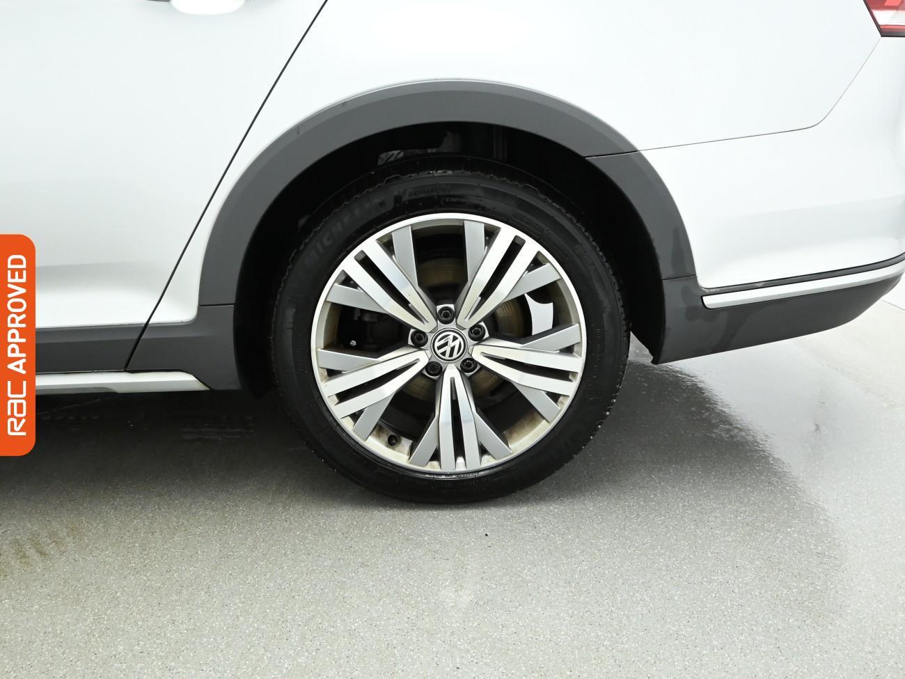 Used Volkswagen Passat 2018 for sale - 76896176: Photo 26