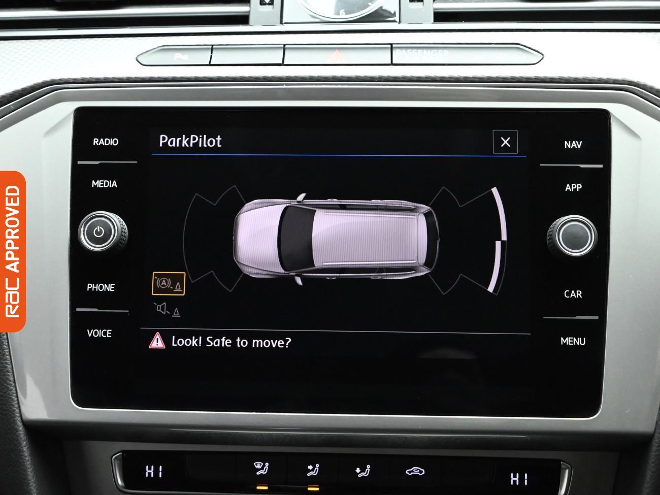 Used Volkswagen Passat 2018 for sale - 76896176: Photo 3