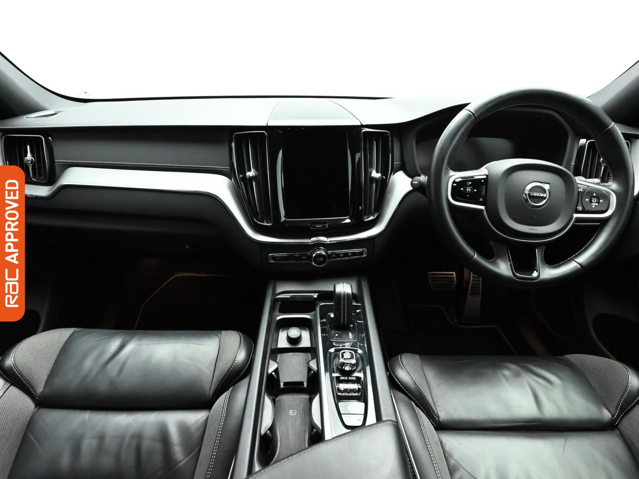 Used Volvo XC60 2020 for sale - 77429606: Photo 2