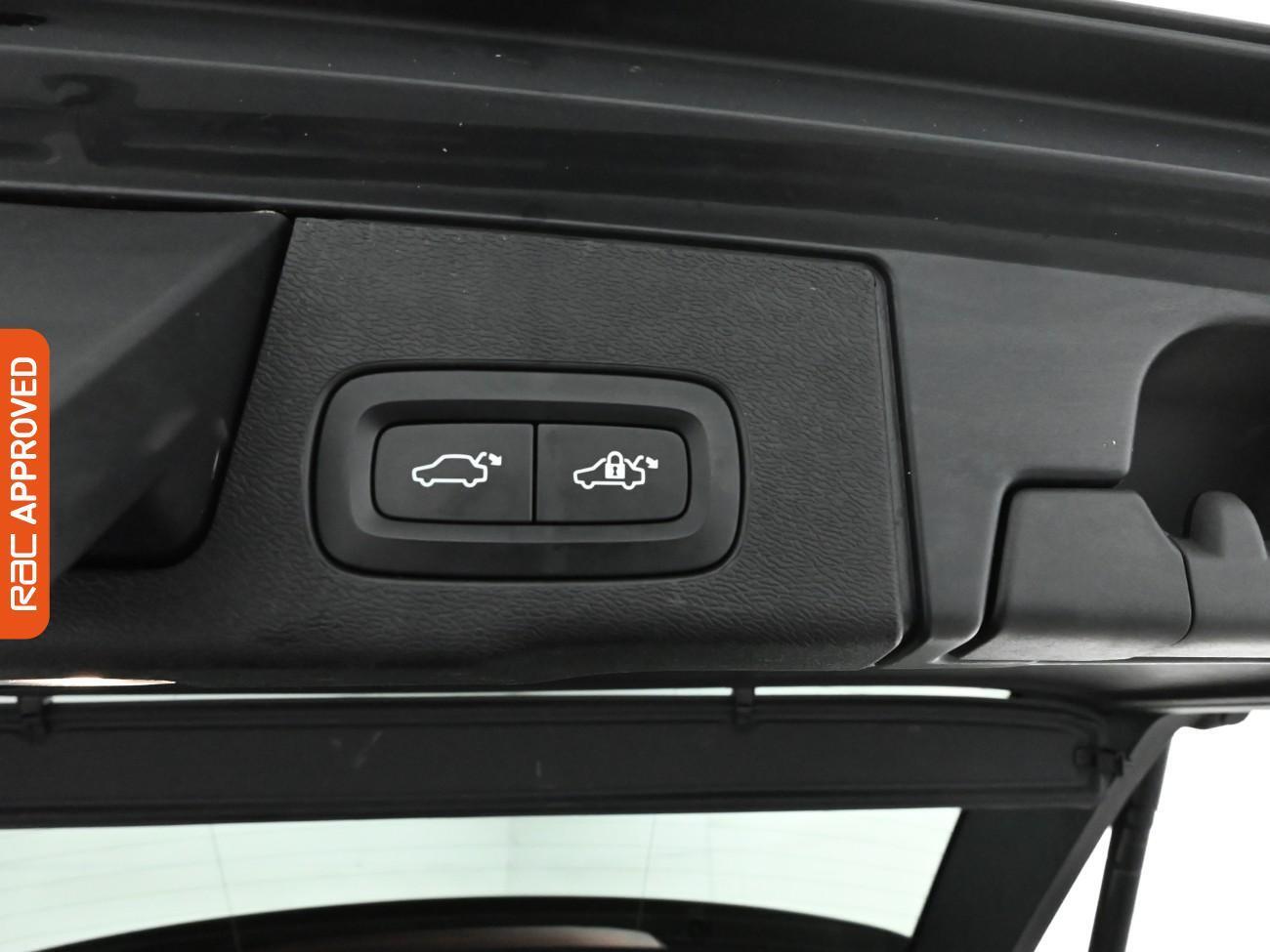 Used Volvo XC60 2020 for sale - 77429606: Photo 24