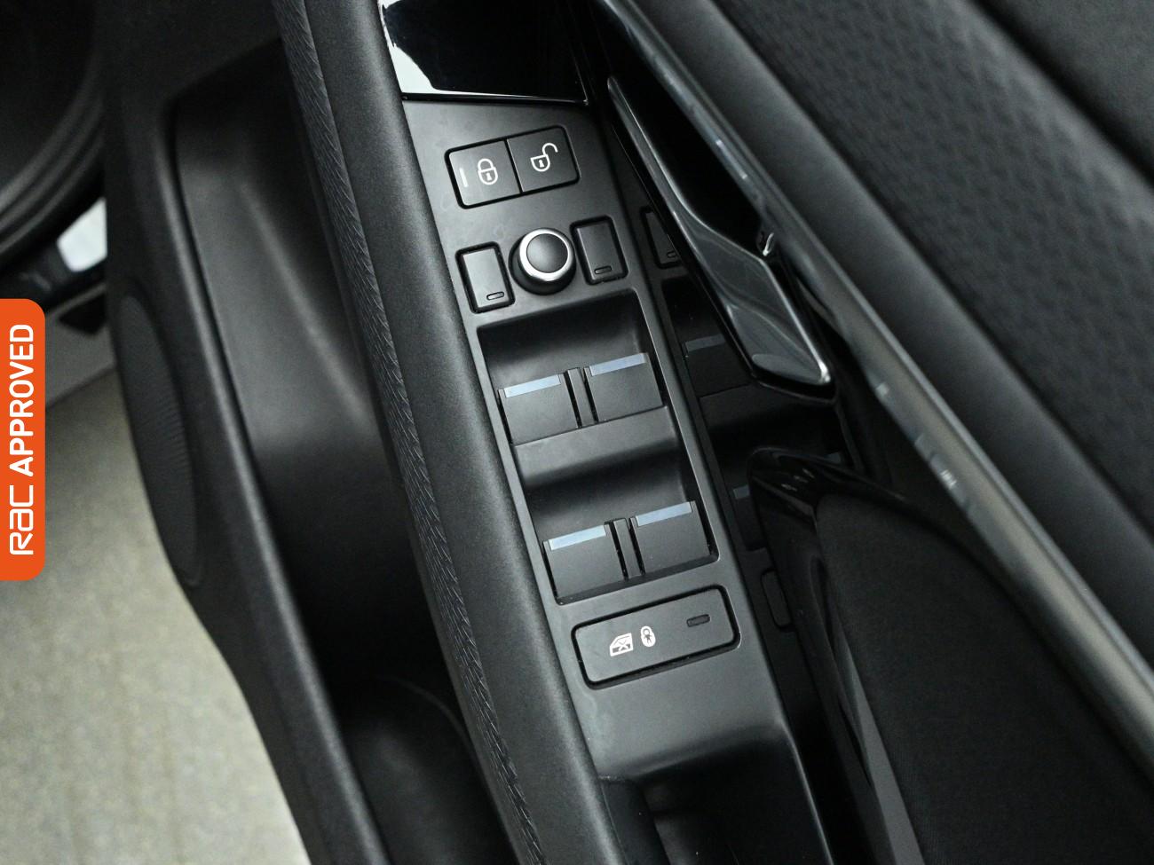 Used Land Rover Range Rover Evoque 2020 for sale - 77849207: Photo 22