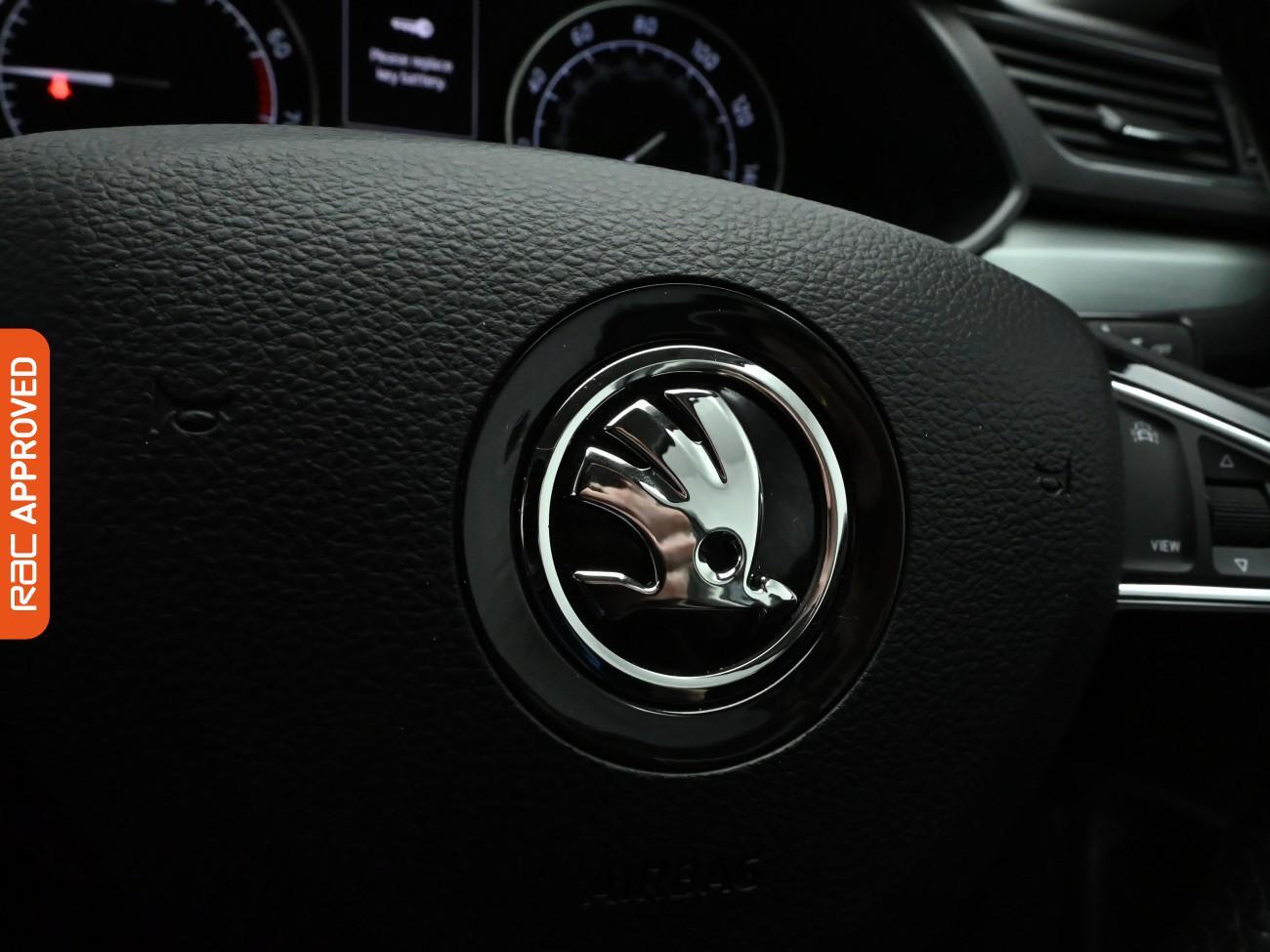 Used Skoda Superb 2019 for sale - 77033741: Photo 23