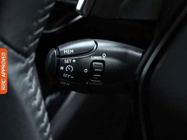 Used Peugeot 208 2022 for sale - 76320442: Photo 22