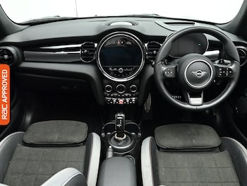 Used MINI Convertible 2023 for sale - 79055347: Photo