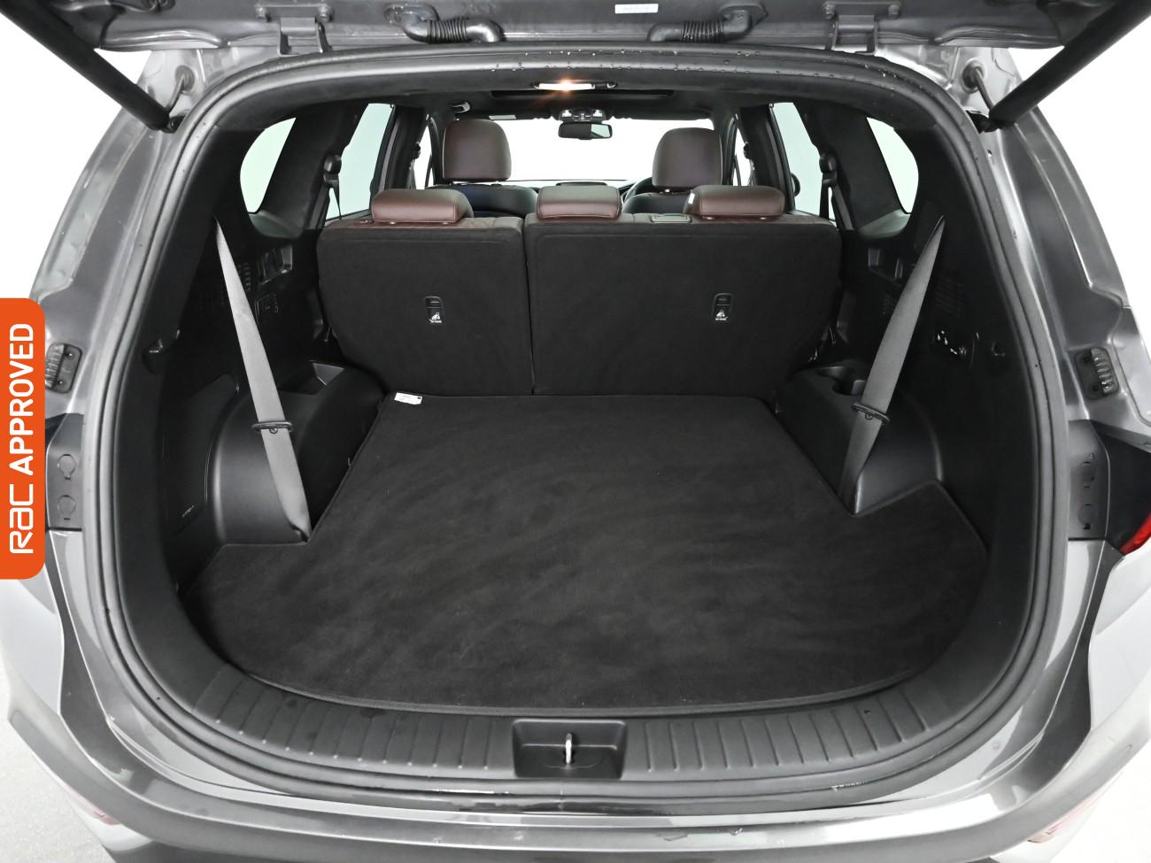 Used Hyundai Santa Fe 2019 for sale - 76783000: Photo 28