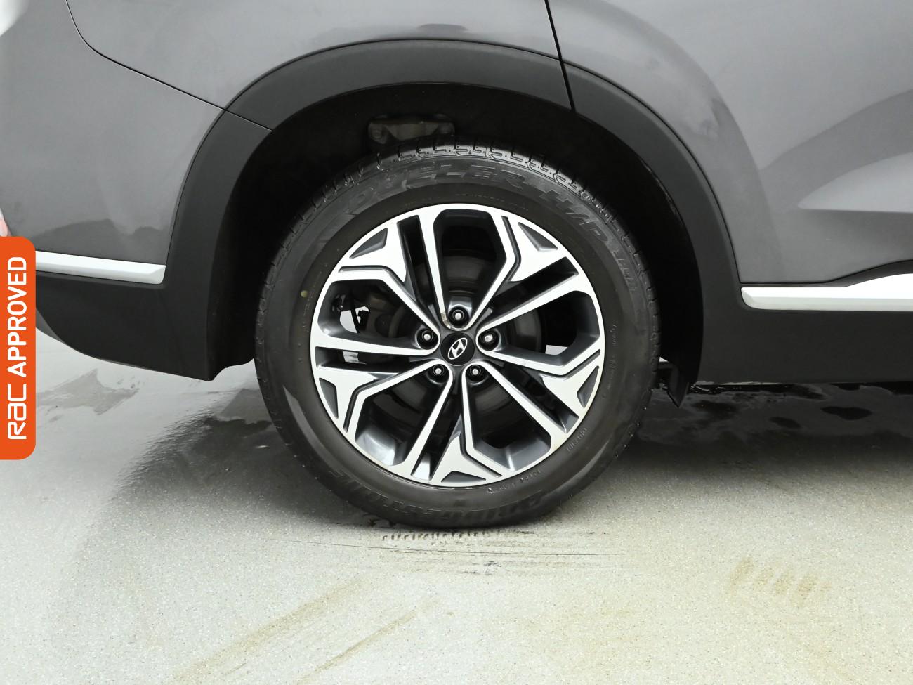 Used Hyundai Santa Fe 2019 for sale - 76783000: Photo 29