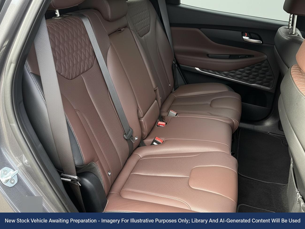 Used Hyundai Santa Fe 2019 for sale - 76783000: Photo 4