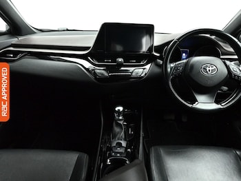 Used Toyota C-HR 2019 for sale - 79394963: Photo
