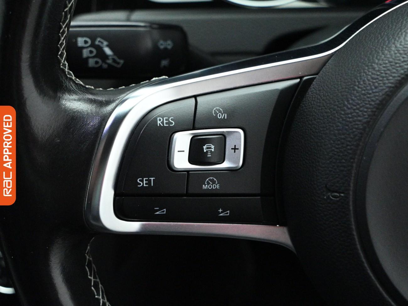 Used Volkswagen Golf 2016 for sale - 77914300: Photo 22